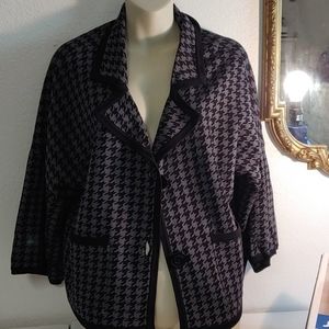 BLK/GRAY 9 WEST HOUNDSTOOTH CAPE STYLE JACKET